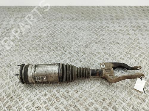 Used Left front shock absorber Left front shock absorber LAND ROVER DISCOVERY V (L462) 3.0 D 4x4 (211 hp) 33882607 33882607