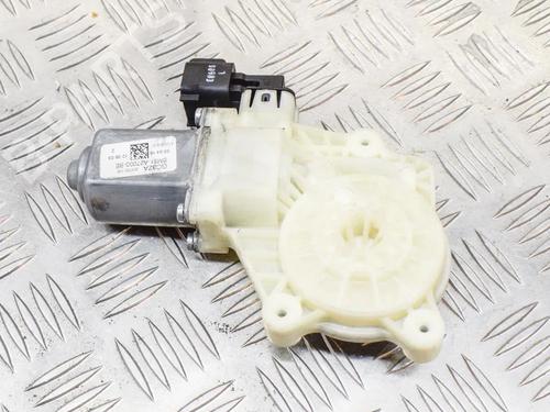 Used Right rear window motor Right rear window motor FORD FOCUS III 2.0 ST (250 hp) 6770302 6770302