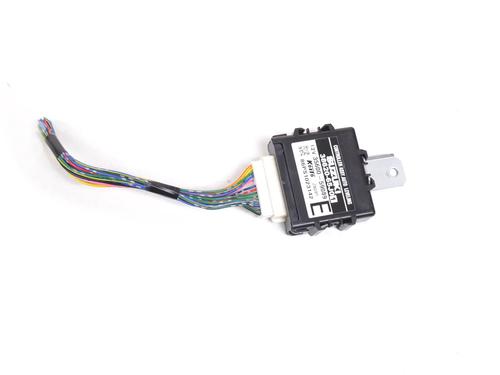 Used Electronic module SUZUKI GRAND VITARA II (JT, TE, TD) 2.4 All-wheel Drive (JT424, JB424, TDA4) (166 hp) 30219554