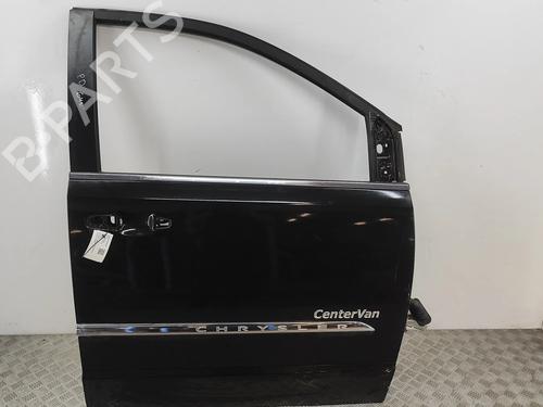 right-front-door-chrysler-grand-voyager-v-rt-2007-38070241 main image