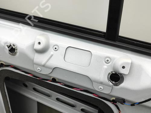 Left front door MAN TGE Van 2.0 TDI (01V, 03V, 36V, UYB, UYC, UYD) | BP31976756C2 