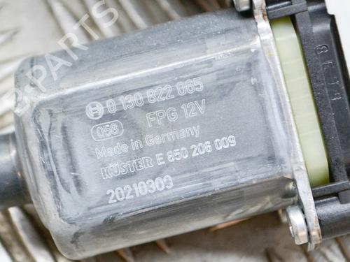 Right front window motor SKODA KAMIQ (NW4) 1.0 TSI | BP27756552E20  - Image 6