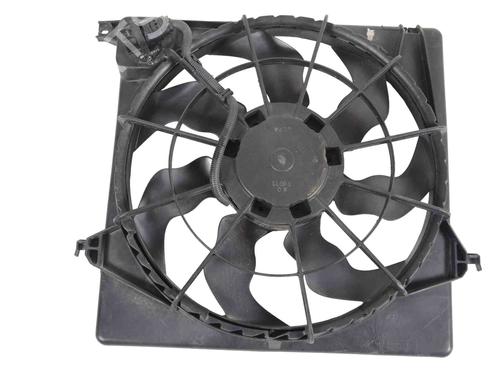 Used Radiator fan HYUNDAI SANTA FÉ III (DM, DMA) 2.2 CRDi (200 hp) 30238671