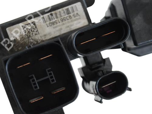 Fuse box BMW 4 Coupe (F32, F82) 420 d xDrive | BP30240648E1