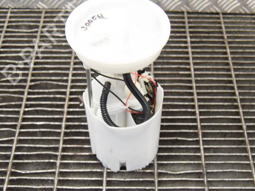 Used Fuel pump SKODA CITIGO (NF1) 1.0 (60 hp) 8838134