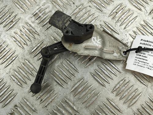 Used Electronic sensor TESLA MODEL 3 (5YJ3) EV AWD (351 hp) 28432712