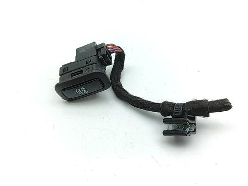 Used Switch VW AMAROK (2HA, 2HB, S1B, S6B, S7A, S7B, AGD) 2.0 BiTDI 4motion (180 hp) 30301810