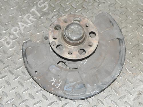 Used Left front steering knuckle Left front steering knuckle MERCEDES-BENZ E-CLASS (W212) E 220 CDI / BlueTEC (212.001, 212.002) (170 hp) 33368422 33368422