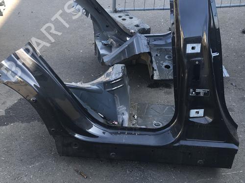 Faldon derecho BMW X4 (F26) xDrive 20 d (190 hp) 14637342