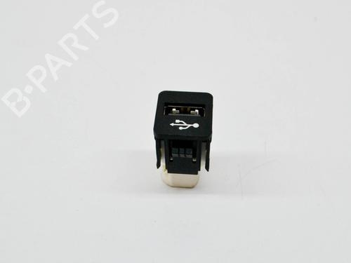 Used Electronic module BMW 3 (F30, F80) 320 d (184 hp) 14643084
