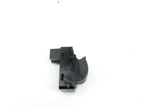 Left front window switch IVECO DAILY VI Platform/Chassis 33S13, 35S13, 35C13 | BP40083059I27 - Image 4