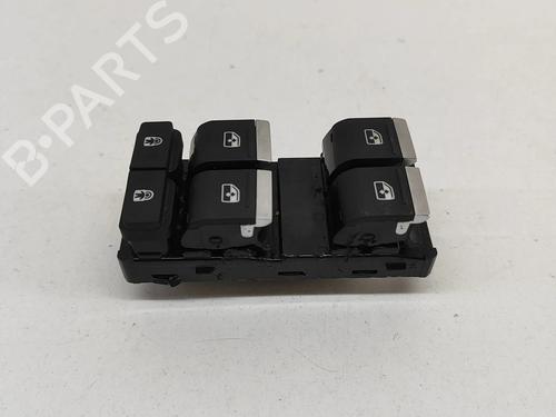 Used Right front window switch AUDI Q4 E-TRON Sportback (F4N) 35 (170 hp) 28553958