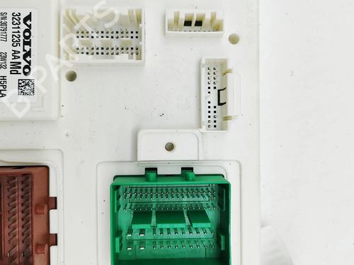 Electronic module VOLVO V60 II (225) B6 Mild-Hybrid AWD | BP31217458M83 