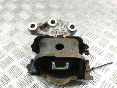 Used Engine mount CITROËN C4 CACTUS 1.6 BlueHDi 100 (99 hp) 29975294