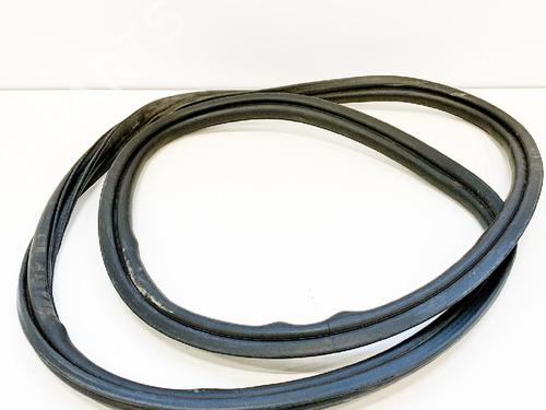 Used Rubber door seal TESLA MODEL 3 (5YJ3) EV (283 hp) 27747977
