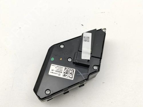 Switch BMW XM (G09) XM All-wheel Drive | BP39619765I30 - Image 4
