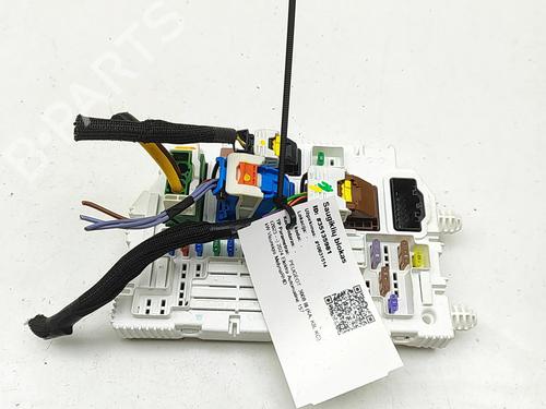 Used Fuse box Fuse box PEUGEOT 3008 III (KA_, KB_, KC_) e-210 (KCZKZX) (213 hp) 33962502 33962502