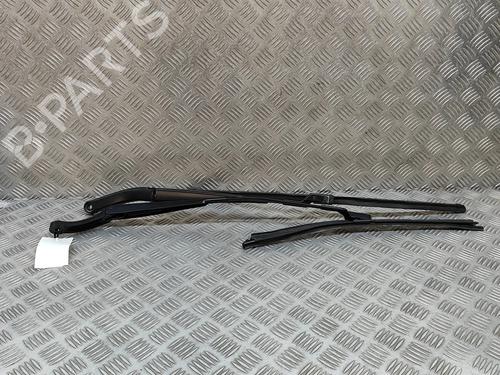 Used Front windshield wiper arm VW T-ROC (A11, D11) 2.0 TSI 4motion (190 hp) 28559395