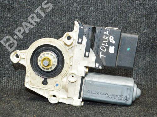 Vindusheismotor høyre bak VW TOURAN (1T1, 1T2) 1.6 FSI | BP6715166E22 