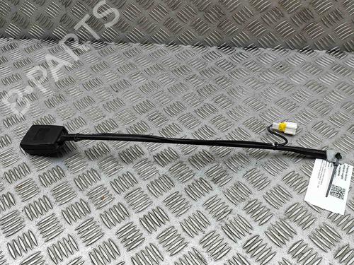 Used Seat buckle IVECO DAILY VI Platform/Chassis 33S14, 35S14, 35C14, 38S14 (136 hp) 29404652