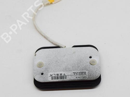 Electronic module TESLA MODEL S (5YJS) 75 | BP7798667M83 
