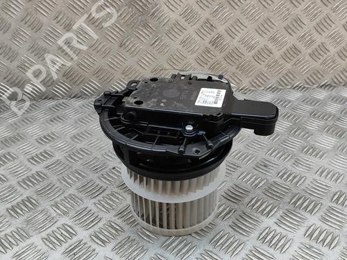 Used Heater blower motor TOYOTA COROLLA Estate (_E21_) 2.0 Hybrid (MZEH12) (180 hp) 28430995