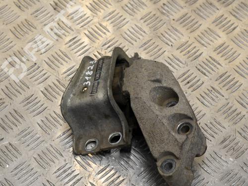 Used Engine mount Engine mount PEUGEOT BOXER Van 2.2 HDi 130 (131 hp) 8840934 8840934