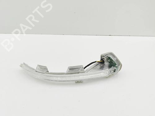 Used Right side indicator Right side indicator 38961811 38961811