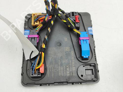 Used Electronic module Electronic module AUDI Q7 (4LB) 3.0 TDI quattro (245 hp) 35718009 35718009