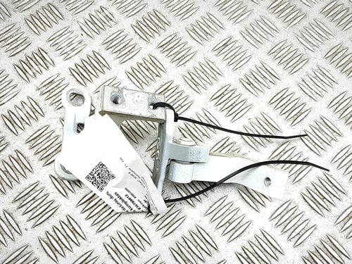 Used Hinge/Door check strap Hinge/Door check strap 37642885 37642885