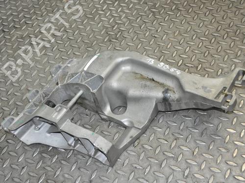 gearbox-mount-land-rover-range-rover-velar-l560-2017-33340905 main image