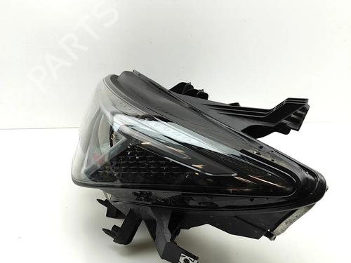 Lyskaster venstre CUPRA BORN (K11) 58 | BP32191706C28