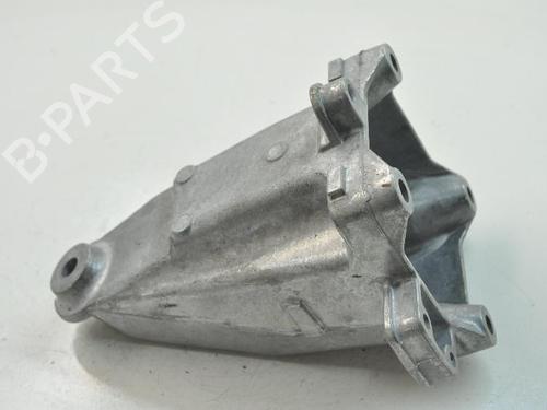 Used Support MERCEDES-BENZ C-CLASS Coupe (C205) C 180 (205.340) (156 hp) 30257306