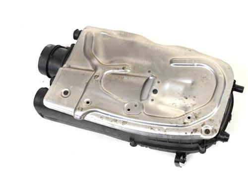Used Air filter box MERCEDES-BENZ C-CLASS (W204) C 220 CDI (204.002) (170 hp) 30266785