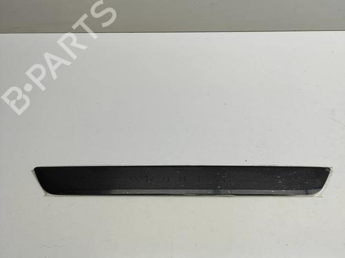 Used Step Step TESLA MODEL Y (5YJY) Long Range All-wheel Drive (514 hp) 33378938 33378938