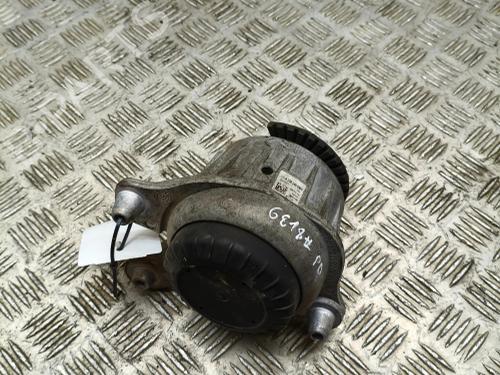 Used Engine mount Engine mount MERCEDES-BENZ E-CLASS Coupe (C238) E 220 d (238.314) (194 hp) 40605750 40605750