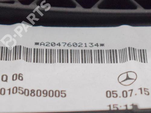 Used Front left exterior door handle Front left exterior door handle MERCEDES-BENZ E-CLASS (W212) E 220 CDI / BlueTEC (212.001, 212.002) (170 hp) 6734566 6734566