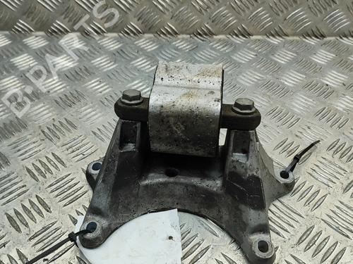 gearbox-mount-mercedes-benz-vito-tourer-w447-2014-30108491 main image