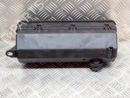 Fuse box LAND ROVER DISCOVERY V (L462) D300 MHEV 4x4 | BP28732535E1