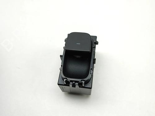 Right rear window switch TESLA MODEL Y (5YJY) Long Range All-wheel Drive | BP38565442I28 - Image 3
