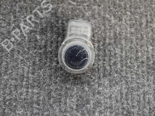 Used Electronic module BMW 5 (E60) 520 d (177 hp) 6749892