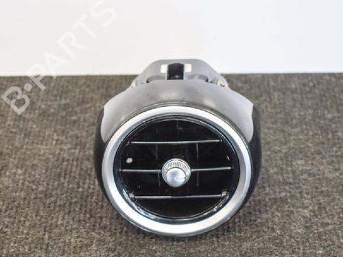 Used Air vent MERCEDES-BENZ C-CLASS (W205) C 200 (205.042) (184 hp) 14667600
