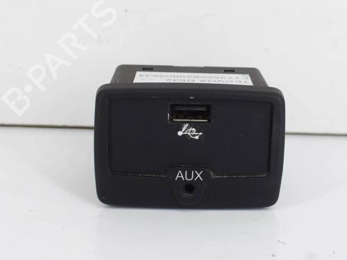 Used Electronic module Electronic module FIAT 500 (312_) 1.2 (312AXA1A) (69 hp) 15680810 15680810