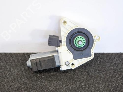 Used Left front window motor Left front window motor MERCEDES-BENZ CLA Coupe (C117) CLA 180 (117.342) (122 hp) 6755316 6755316