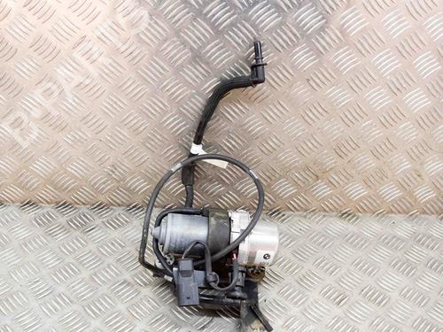 Used Vacuum pump BMW 5 (G30, F90) 530 e Plug-in Hybrid (252 hp) 10527527