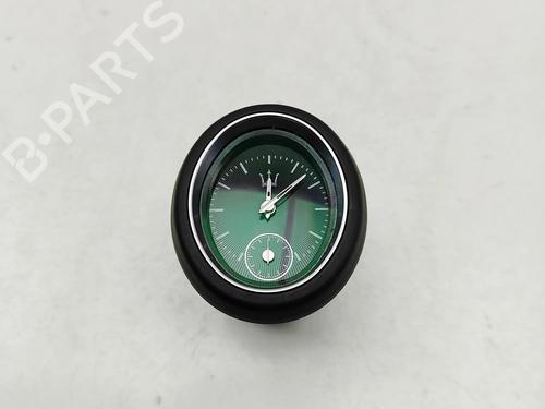 Used Display monitor Display monitor MASERATI LEVANTE SUV (M161) 3.0 D Q4 (275 hp) 33385957 33385957