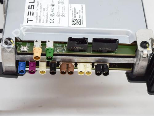 Electronic module TESLA MODEL Y (5YJY) EV Performance All-wheel Drive | BP32754832M83  - Image 11