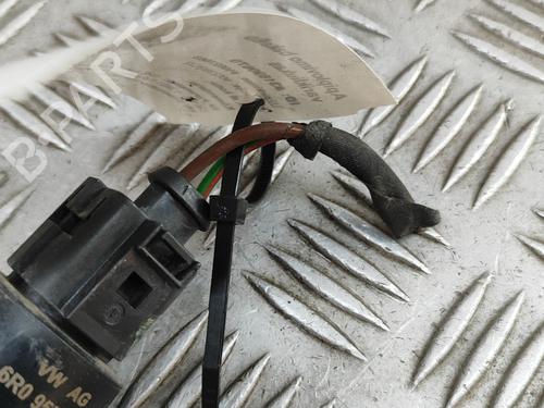 Washer pump SKODA SUPERB III Estate (3V5) 2.0 TDI | BP28566632E24