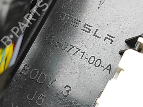 Electronic module TESLA MODEL Y (5YJY) Long Range All-wheel Drive | BP33625316M83 - Image 8