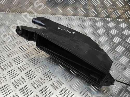 Used Air filter box BMW X5 (F15, F85) xDrive 30 d (258 hp) 29460151